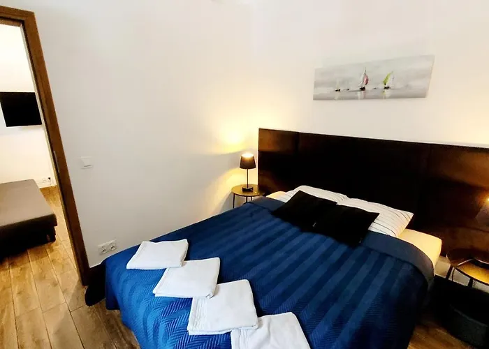 Papaja Caloroczny Na Wyspie Sobieszewskiej * גדנסק