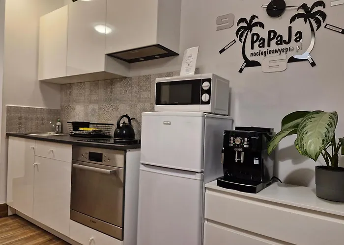 Papaja Caloroczny Na Wyspie Sobieszewskiej * גדנסק